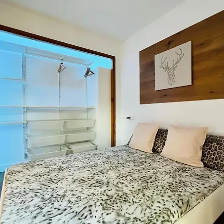 Apartamento Encantador En *
